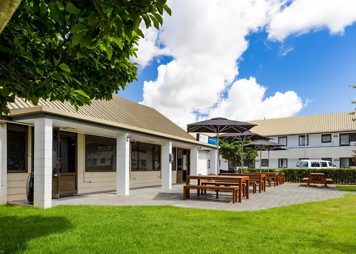 Airport GatewayAirport Hotel